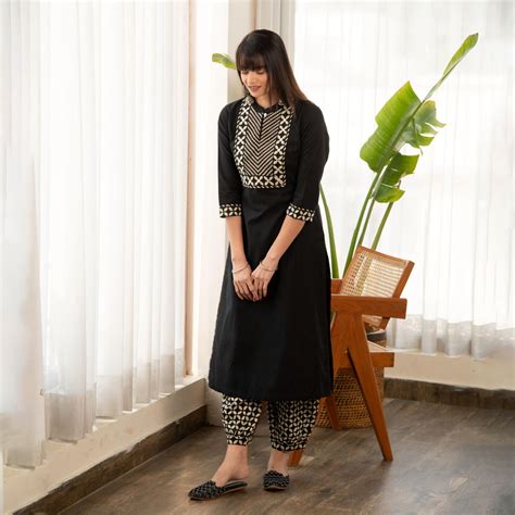 Black Dobby Straight Kurta with Printed Afghani Salwar – Ekohum