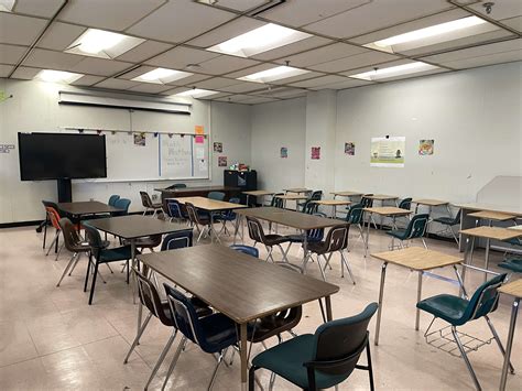 Rent a Classroom (Medium) in Pompano Beach FL 33064