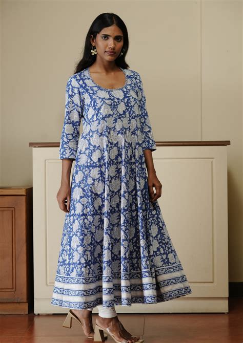 Shalini James' MANTRA I Women's Designer Fashion – MANTRA