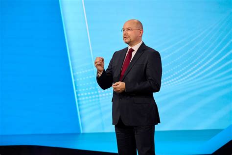 BMW Group Annual Conference 2024 on 14th March 2025: Walter Mertl ...