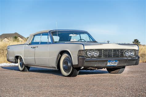 1965 Lincoln Continental Wheels
