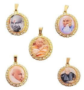 Buy NICE LIFE COLLECTIONS Round Crystal-Studded Gold-Plated Guruji ...