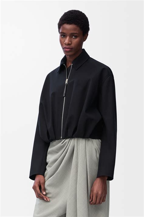 Loewe | Bolsos, ropa y accesorios de diseño para mujeres y hombres