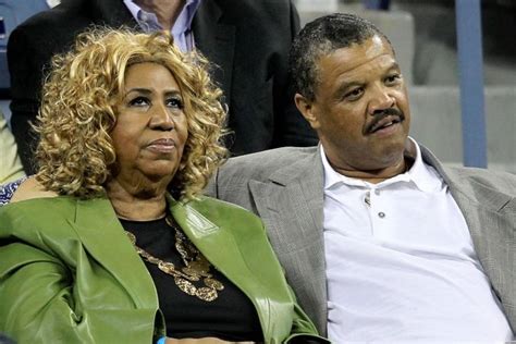 Late singer Aretha Franklin's partner dies after contracting COVID-19