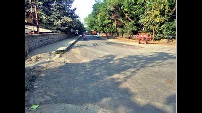 Key road in Panchavati has been awaiting fix for weeks | Pune News ...