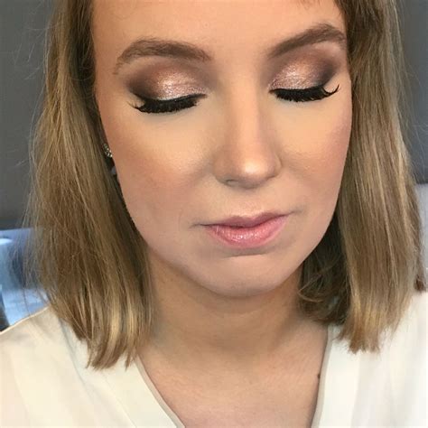 bridesmaid makeup gold