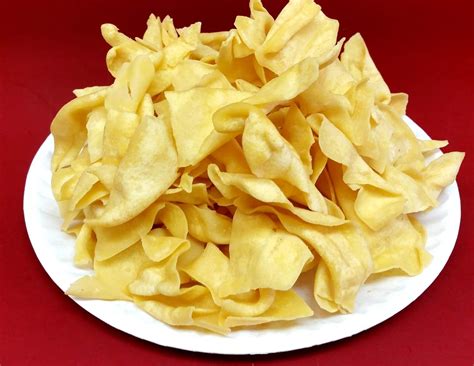 Whycommon - Papadi Gathiya - Premium - 200g - Thin & Crispy : Amazon.in ...