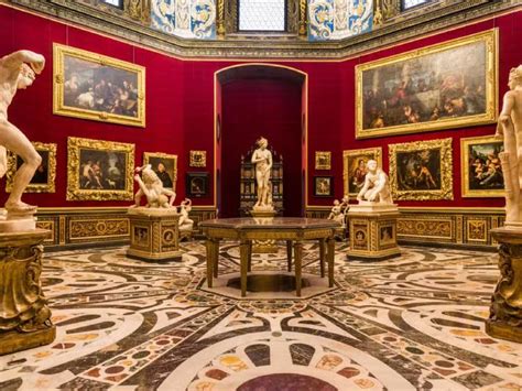 Florence Accademia & Uffizi Museum Tour - Italy Travel Guide