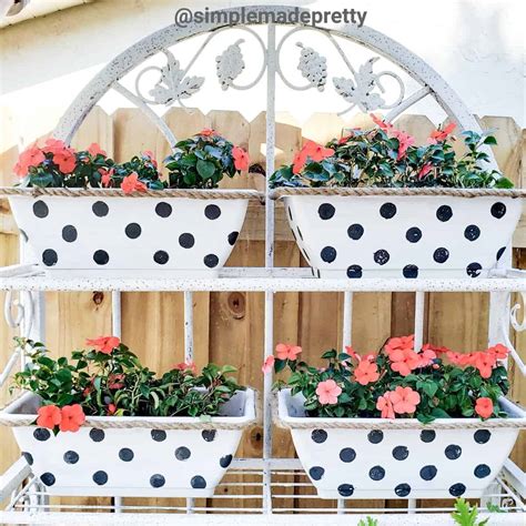 Dollar Tree Spring Decor 的图像结果