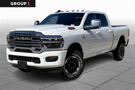 New 2025 RAM 2500 Laramie Crew Cab in Tulsa #SG523081 | South Pointe Chrysler Dodge Jeep Ram