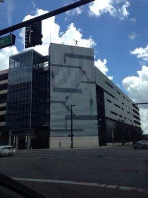 GEICO GARAGE - Updated January 2026 - 18 Photos & 28 Reviews - 400 W ...