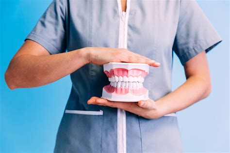 ¿Qué es el torus mandibular? | DentalQuality