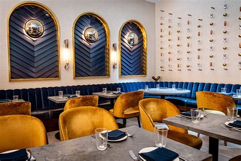 Restaurant Dining Room Design 的图像结果