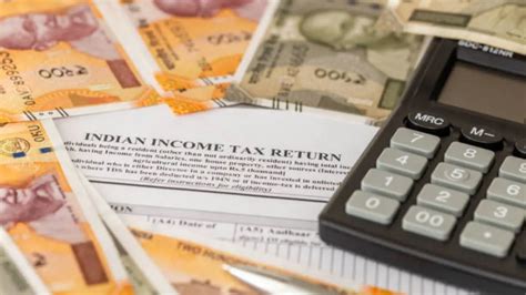 Form 16 Download Guide: Avoid Tax Mistakes, Maximise Your Refund in ...