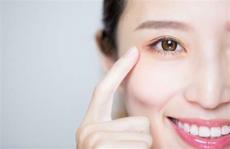 7 Cara Menjaga Kesehatan Mata - Alodokter