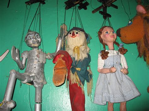 Motivated Parent - Successful Child: Marionette Puppet Theater
