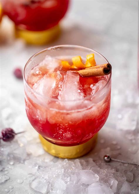 Cranberry Cinnamon Whiskey Sour Recipe