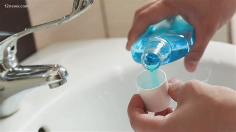 El enjuague bucal puede tener el potencial de reducir la propagación de ...