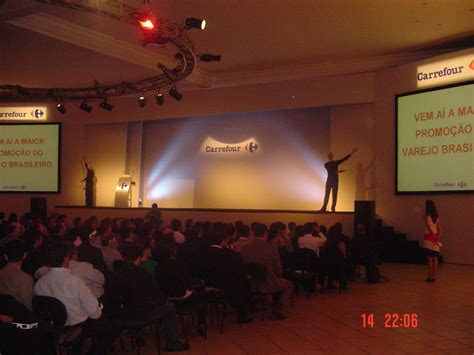 Ilimitada design: Customer Reviews, Stands and Services