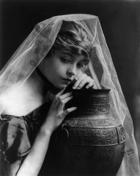 The Life and Legacy of Lillian Gish - The first lady of American cinema ...
