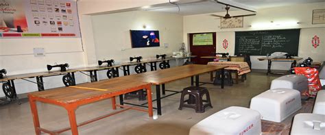 Ismail National Mahila (PG) College – Meerut