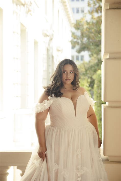 Plus Size Wedding Dresses - Patsy's Bridal Boutique