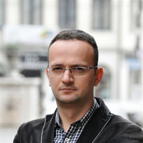 Besmir - Maths teacher - ₹5388/h