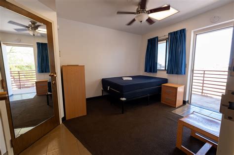 PCS tips and tools for before and after the move to Luke AFB.