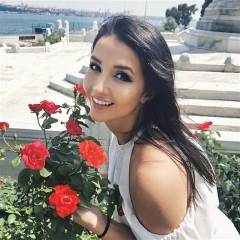 Klijenti - Mond Club Upoznavanje, bračno posredovanje