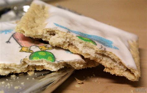 Review: Kellogg’s Frosted Sugar Cookie Pop-Tarts (Printed Fun ...