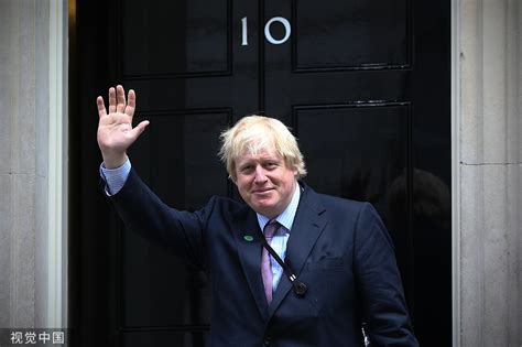 娱乐 _ 这部BBC电影对英国新首相“神还原”，携手卷福打“脱欧之战”
