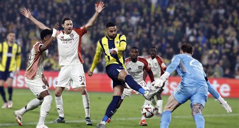 Fenerbahçe 0-0 Olympique Lyon - Fenerbahceliyiz.Org