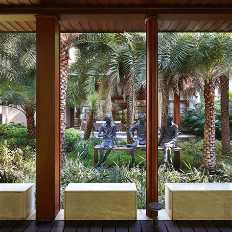 Urban meets floral at Nagpur’s new restaurant FSB | Architectural ...