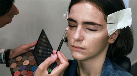 Professional Makeup Artist Tutorial You - Infoupdate.org