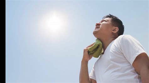 It's 63 degrees hot in Kuwait right now - move over, Delhi heatwave | GQ India