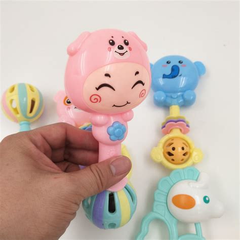 厂家儿童模型玩具7件套婴儿摇铃玩具地推礼品母婴店奖品赠品-阿里巴巴