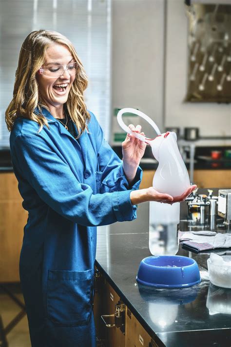 Kate The Chemist Book Has 25 Experiments For Housebound Kids | Living ...