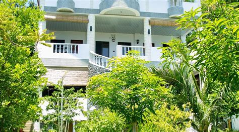 GREENYARD INN (Boracay) - Lodge Reviews, Photos, Rate Comparison ...