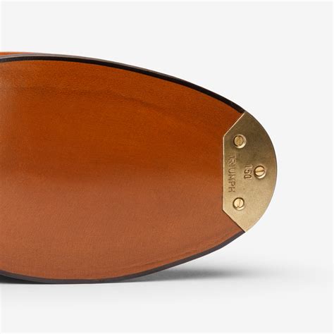 Boots Toe-Tapping 的图像结果