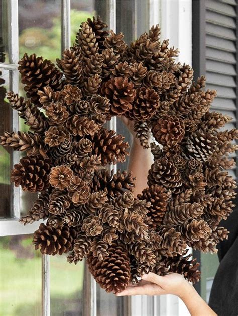 Pin by Carolina Pardo on Navidad | Pine cone christmas decorations ...