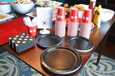 Mickey and Minnie Party Ideas: Food, Decor, & Favors!