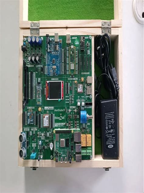 Microcontroller Board 的图像结果