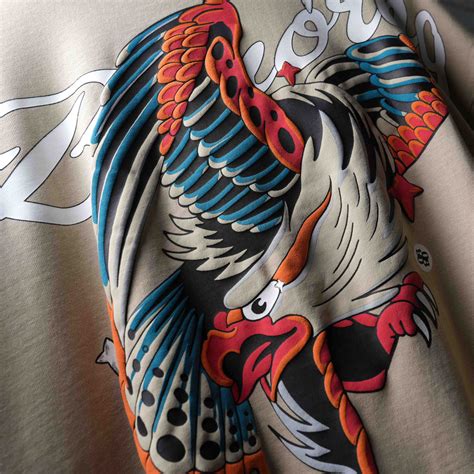 Off-White Eagle Cry - Premium Unisex T-Shirt – BLUORNG