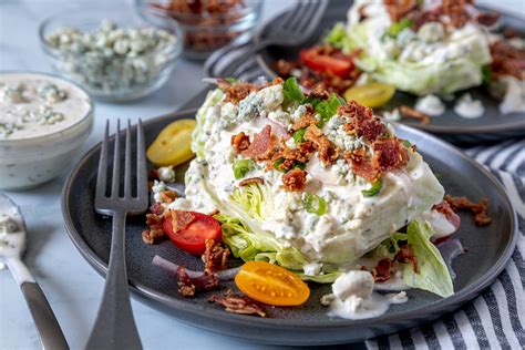 Paula Deen's Creek House Wedge Salad with Balsalmic Reduction | Jan CAN ...