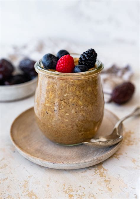 Vanilla Overnight Oats (MUSH Copycat) - Eating Bird Food