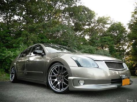 Artie Straus's 2004 Custom Modded Bagged 6thgen Nissan Maxima Transformation