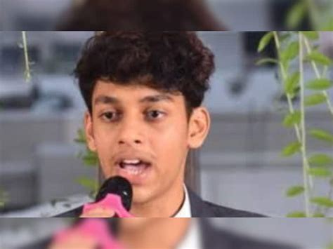 Meet 19-Year-Old Who Speaks 46 Languages, Set World Records By Age 12 ...