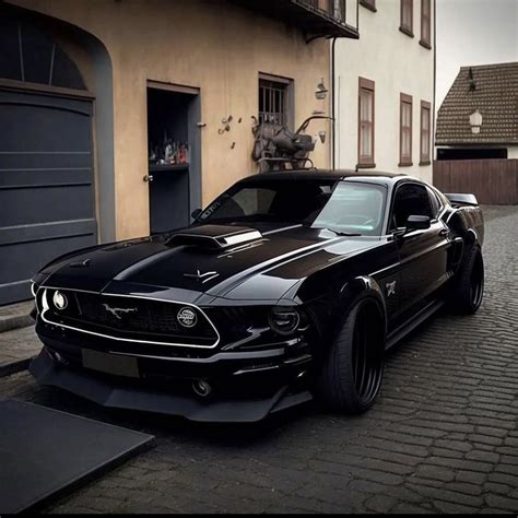 Black Mustang GT