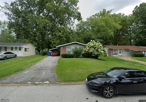 10115 Saffron Dr, Saint Louis, MO 63136 | Homes.com