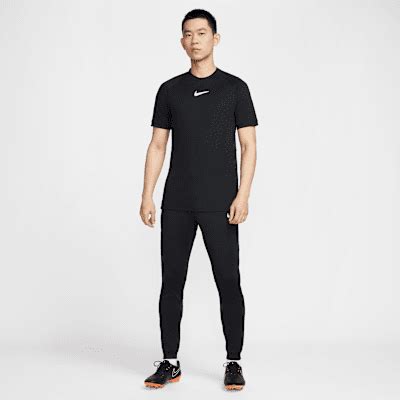 Nike Academy Men's Dri-FIT Football Top. Nike IN